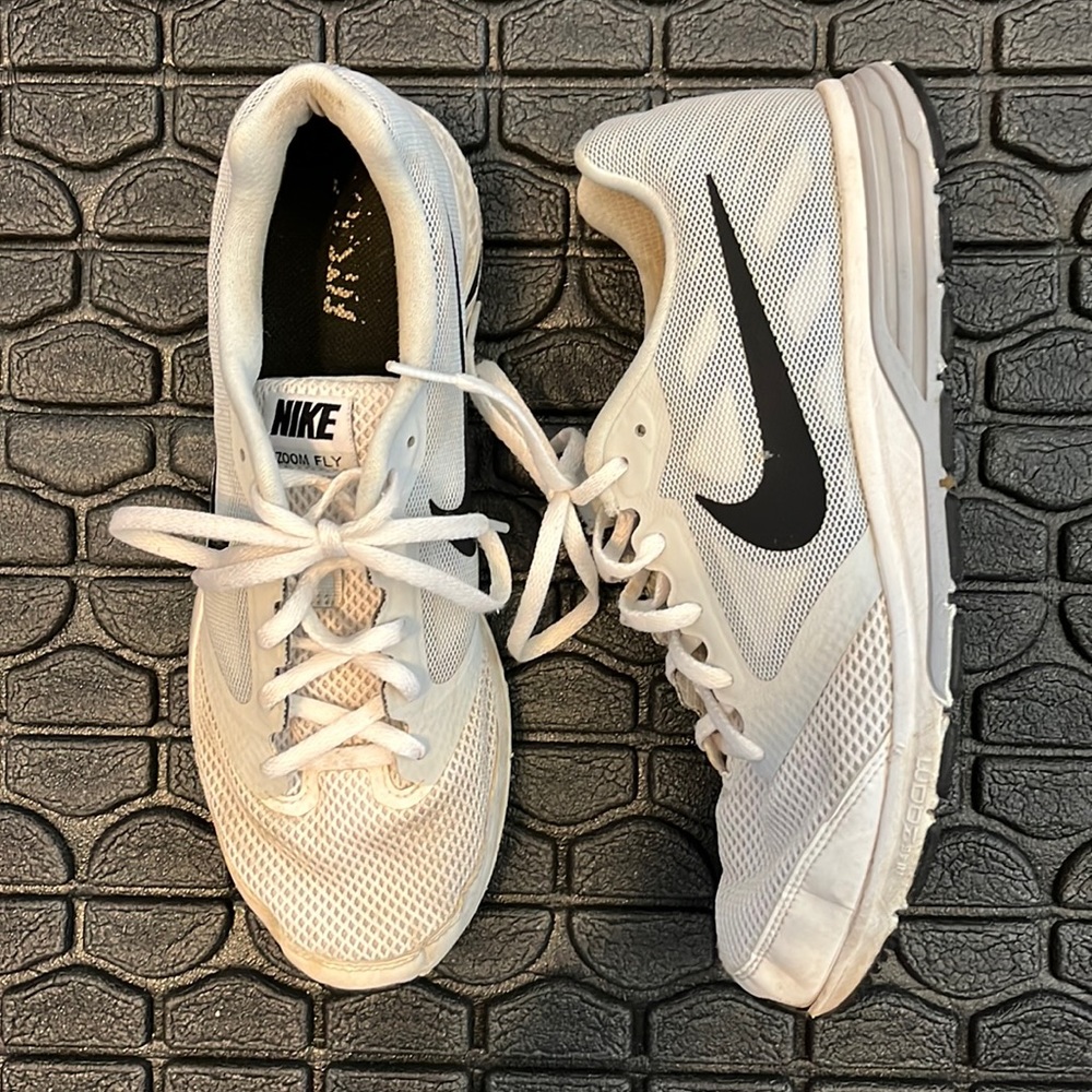 Nike Women’s Zoom Fly 652829-100 Running Shoes size 9.5